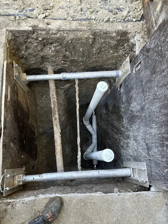Experienced plumber completing Gas Line Repair work in Joliet
